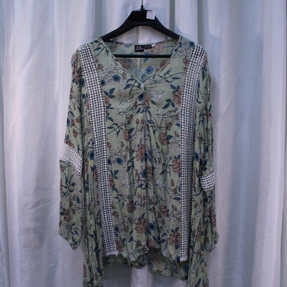 S.R. Fashion Tops - Elegant Floral Lace-Trim Blouse